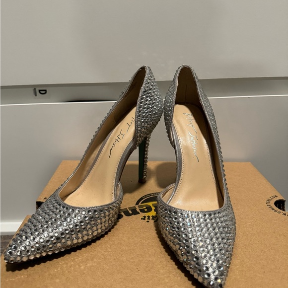 Betsy Johnson Heels - Picture 2 of 4